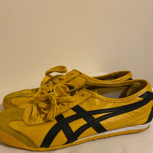bruce lee shoes onitsuka